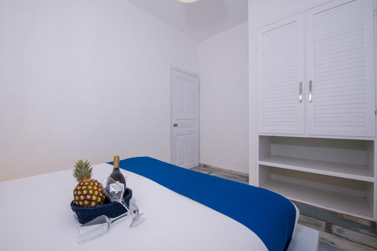 Evexia Boutique Hotel & Spa Agia Marina  Ngoại thất bức ảnh